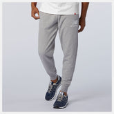 Essentials Stacked Logo Sweatpant / New Balance Men