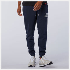 Essentials Stacked Logo Sweatpant / New Balance Men
