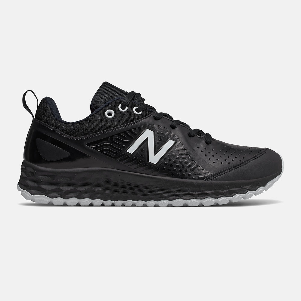 Fresh Foam Velo v2 Turf / New Balance Women