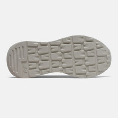 57/40 / New Balance Women
