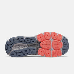 940v4 / New Balance Women