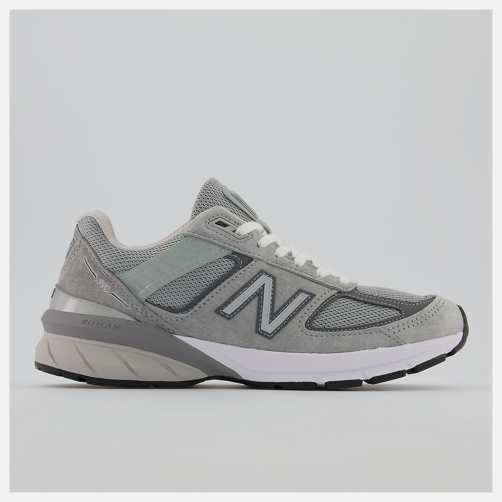 Made in US 990v5 / New Balance Women