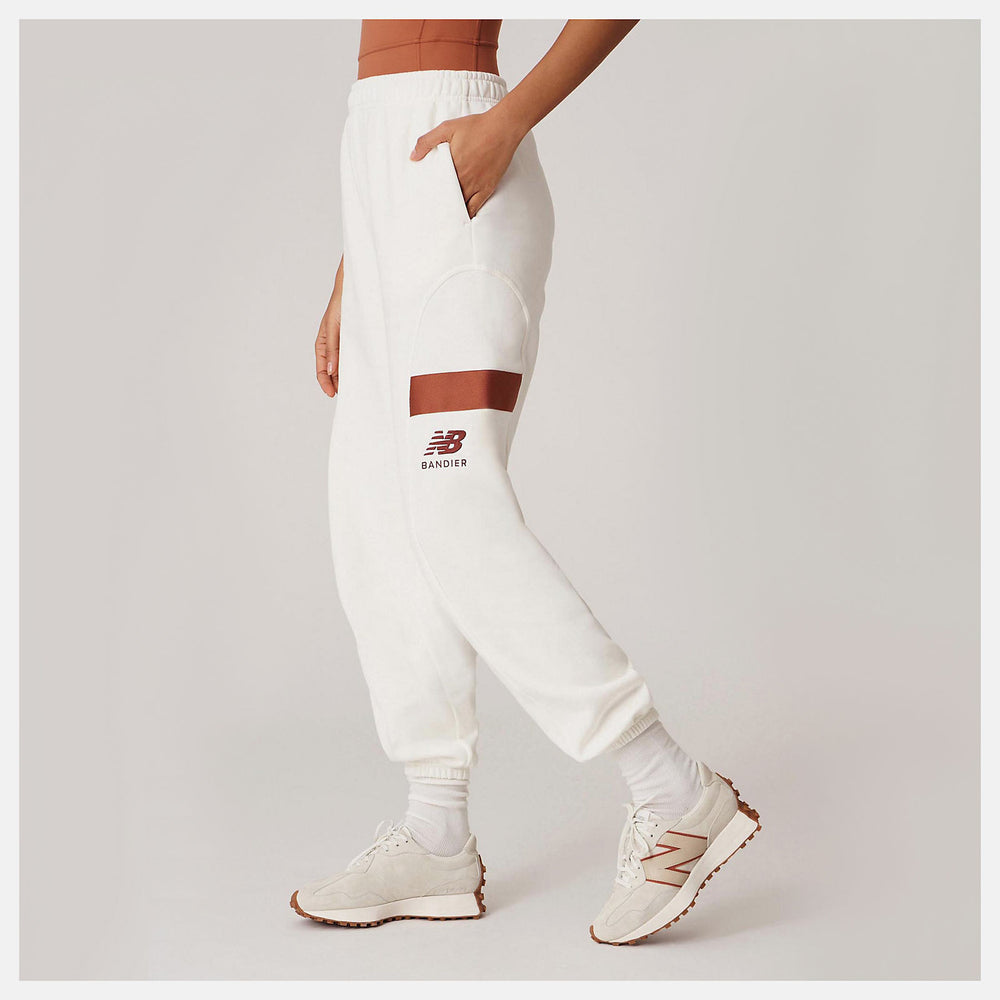 Bandier Fleece Jogger / New Balance Women