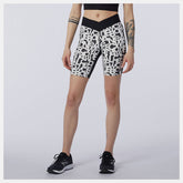 Relentless Printed Fitted Short / New Balance Women