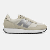 237 / New Balance Women