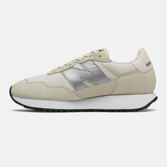 237 / New Balance Women