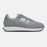 237 / New Balance Women