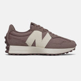 327 / New Balance Women