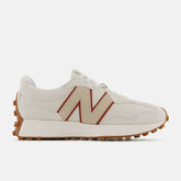 327 / New Balance Women