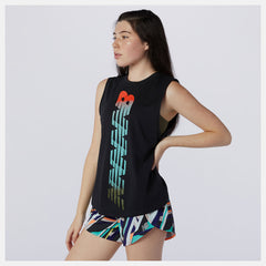 Relentless Cinched Back Graphic Tank / New Balance Women