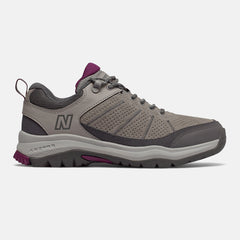 1201 / New Balance Women