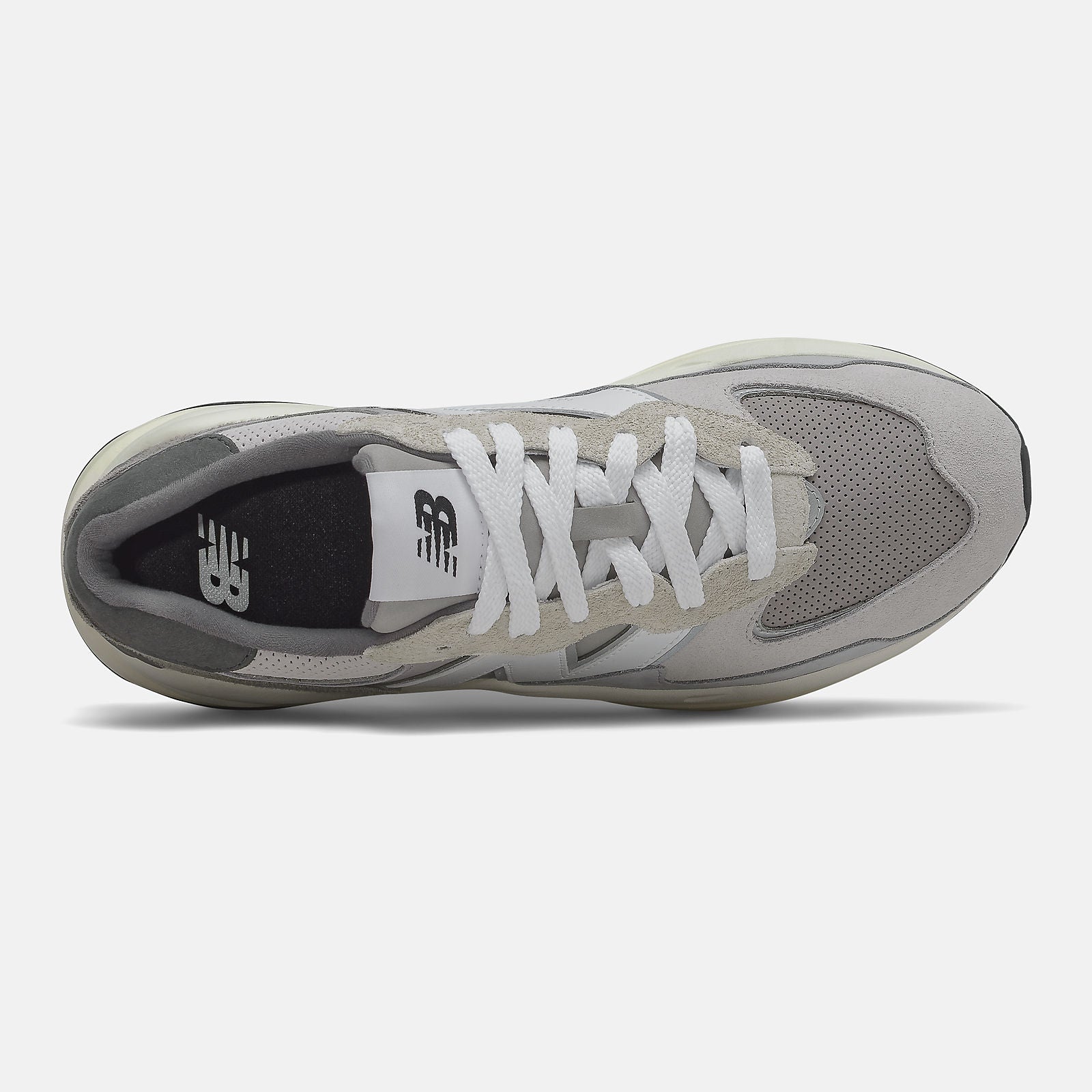 57/40 / New Balance Women|Men