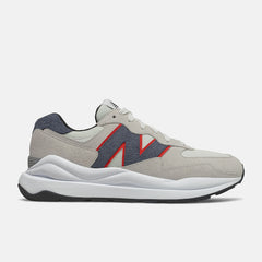57/40 / New Balance Men