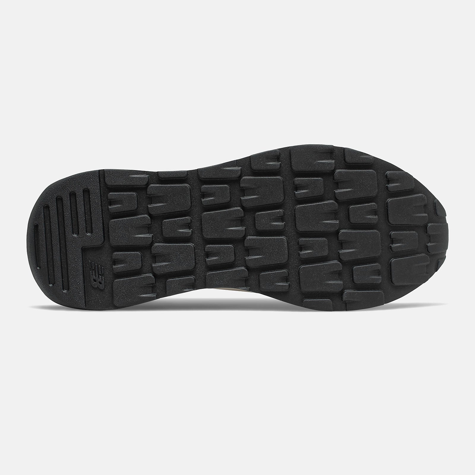 57/40 / New Balance Men