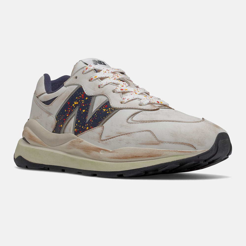57/40 / New Balance Men