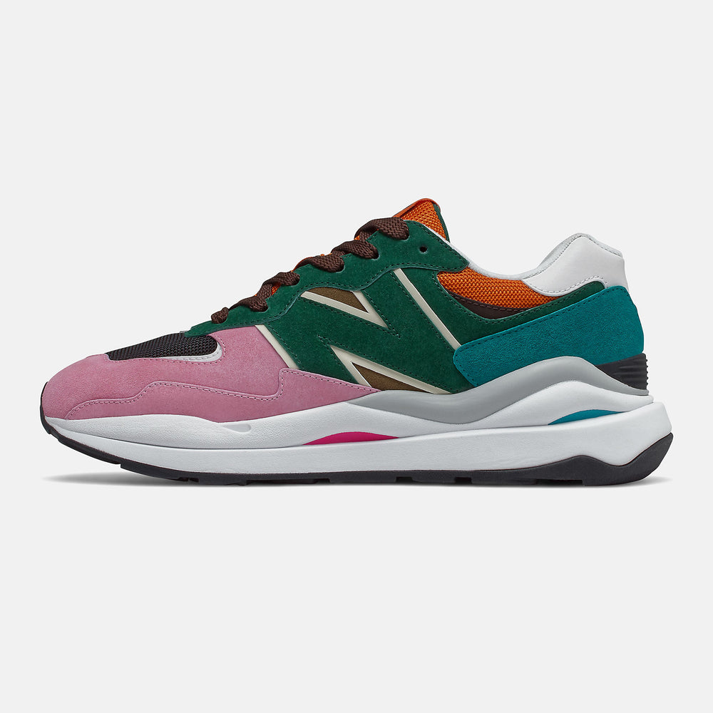 57/40 / New Balance Men