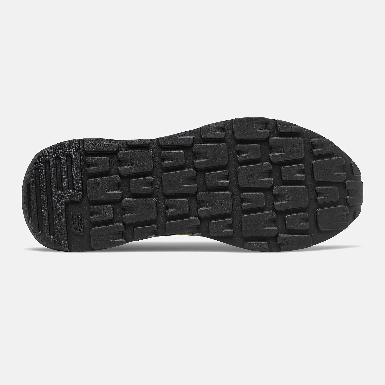 57/40 / New Balance Men