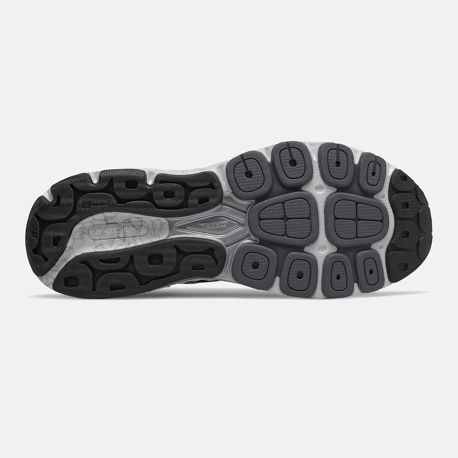 940v4 / New Balance Men
