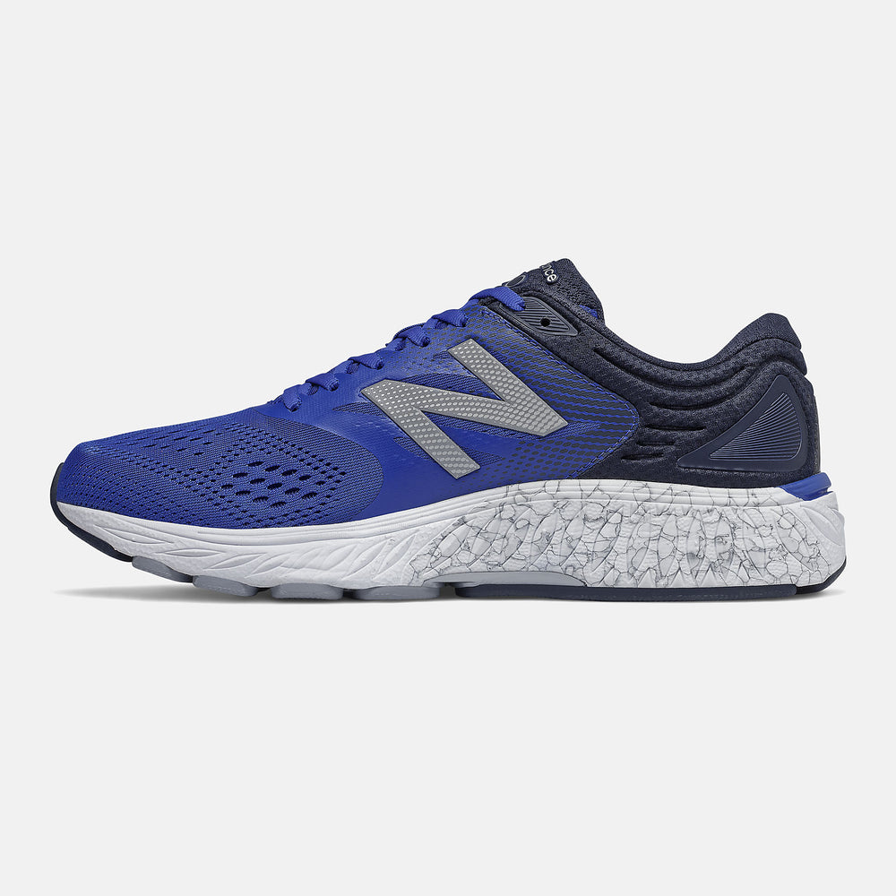 940v4 / New Balance Men
