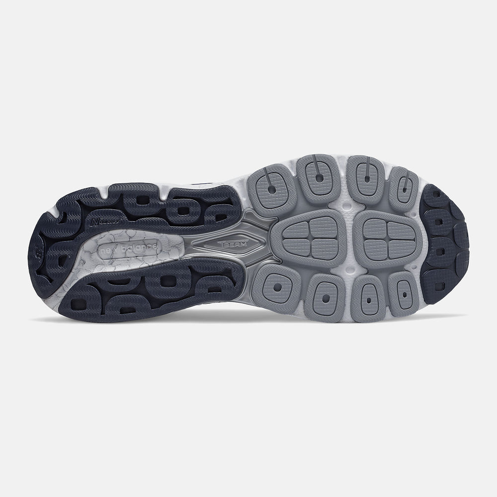 940v4 / New Balance Men