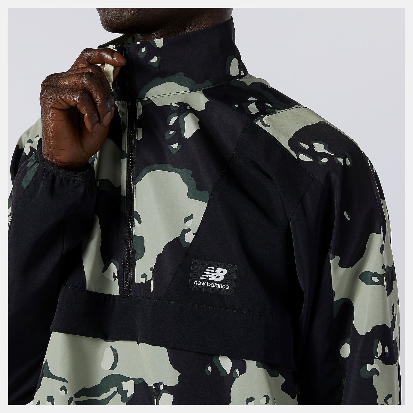 NB Essentials Camo Anorak / New Balance Men