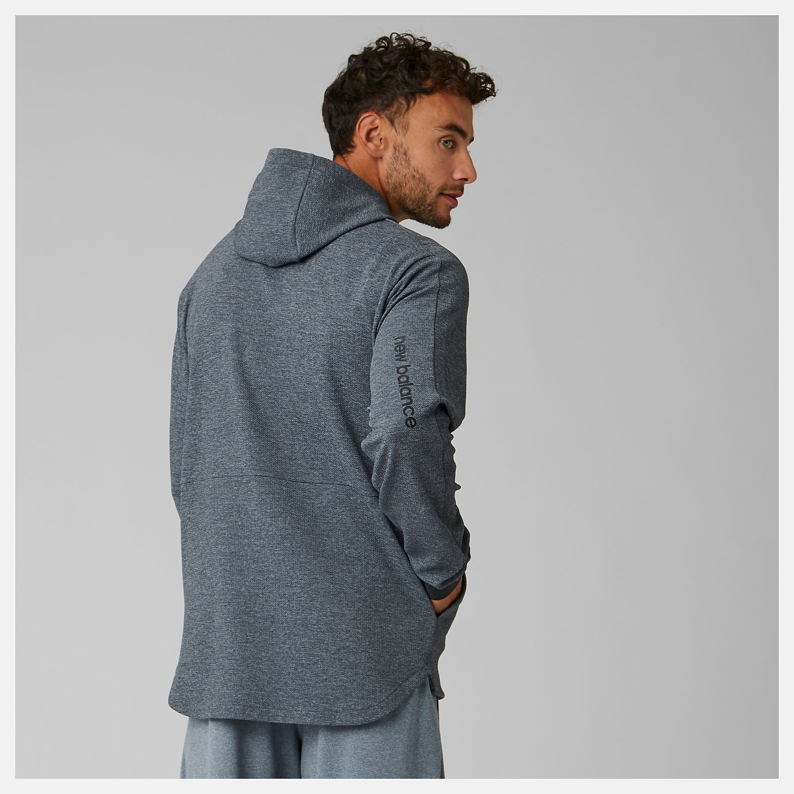 NB Basketball Finisher Full Zip / New Balance Men