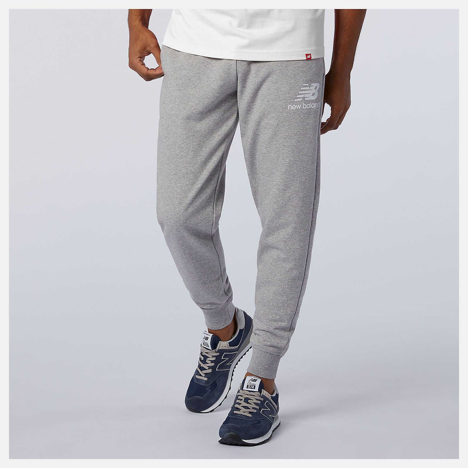 Essentials Stacked Logo Sweatpant / New Balance Men