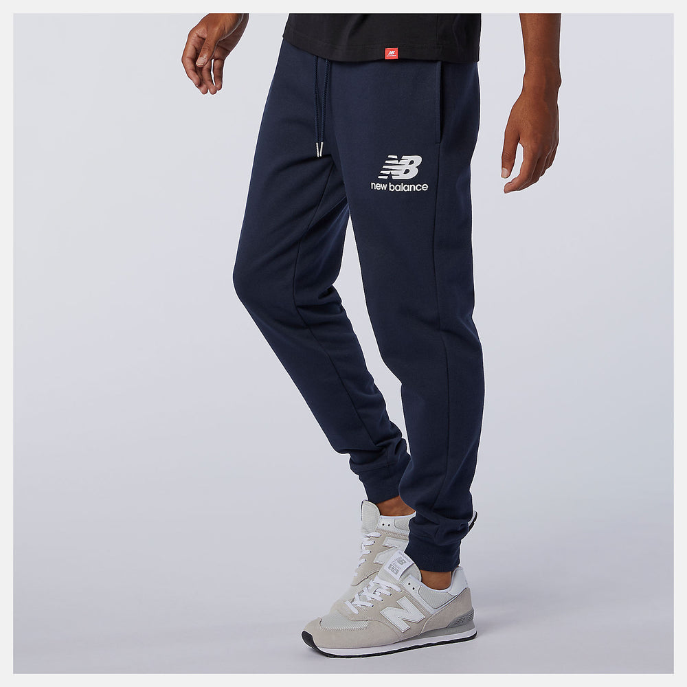 Essentials Stacked Logo Sweatpant / New Balance Men