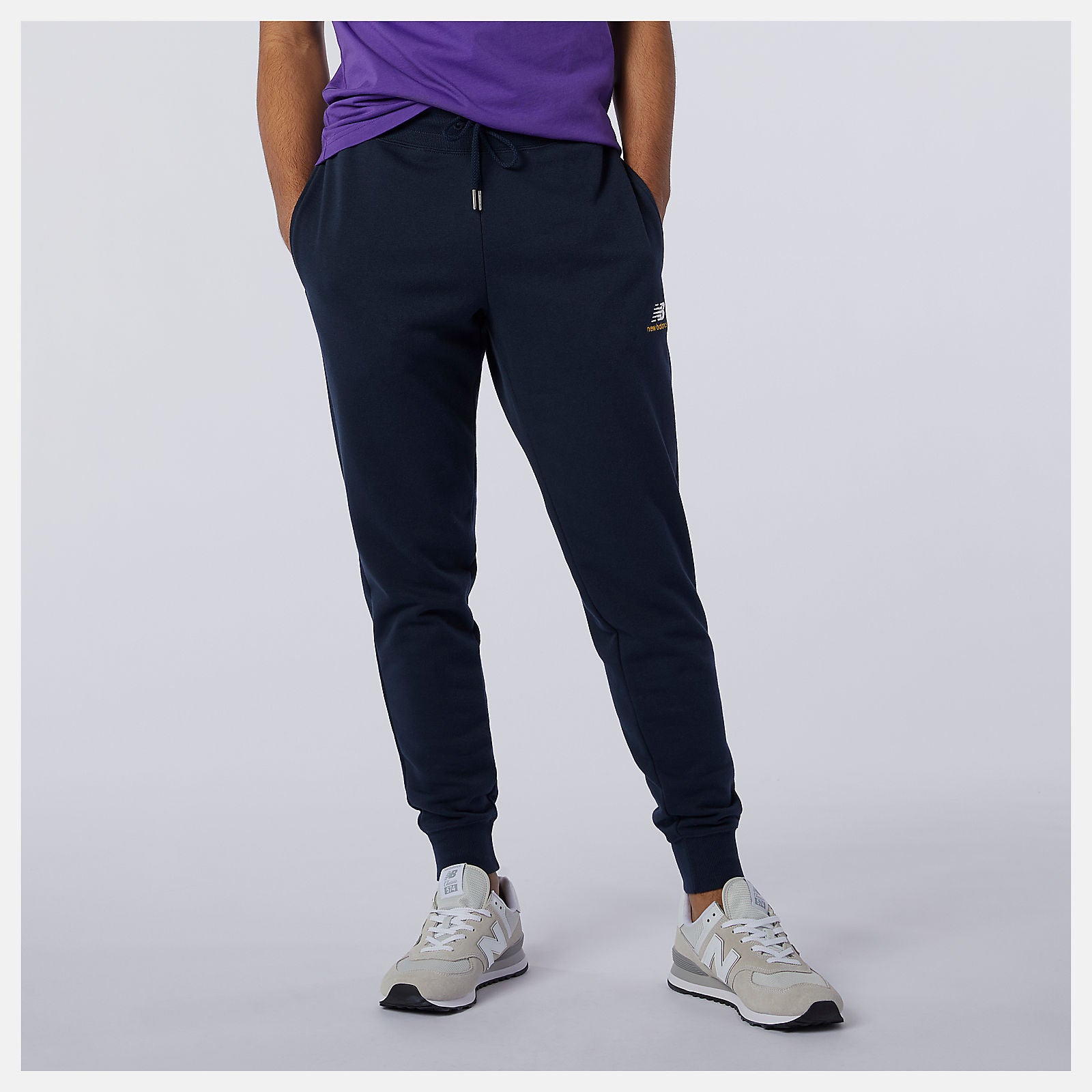 NB Essentials Embroidered Pant / New Balance Women|Men