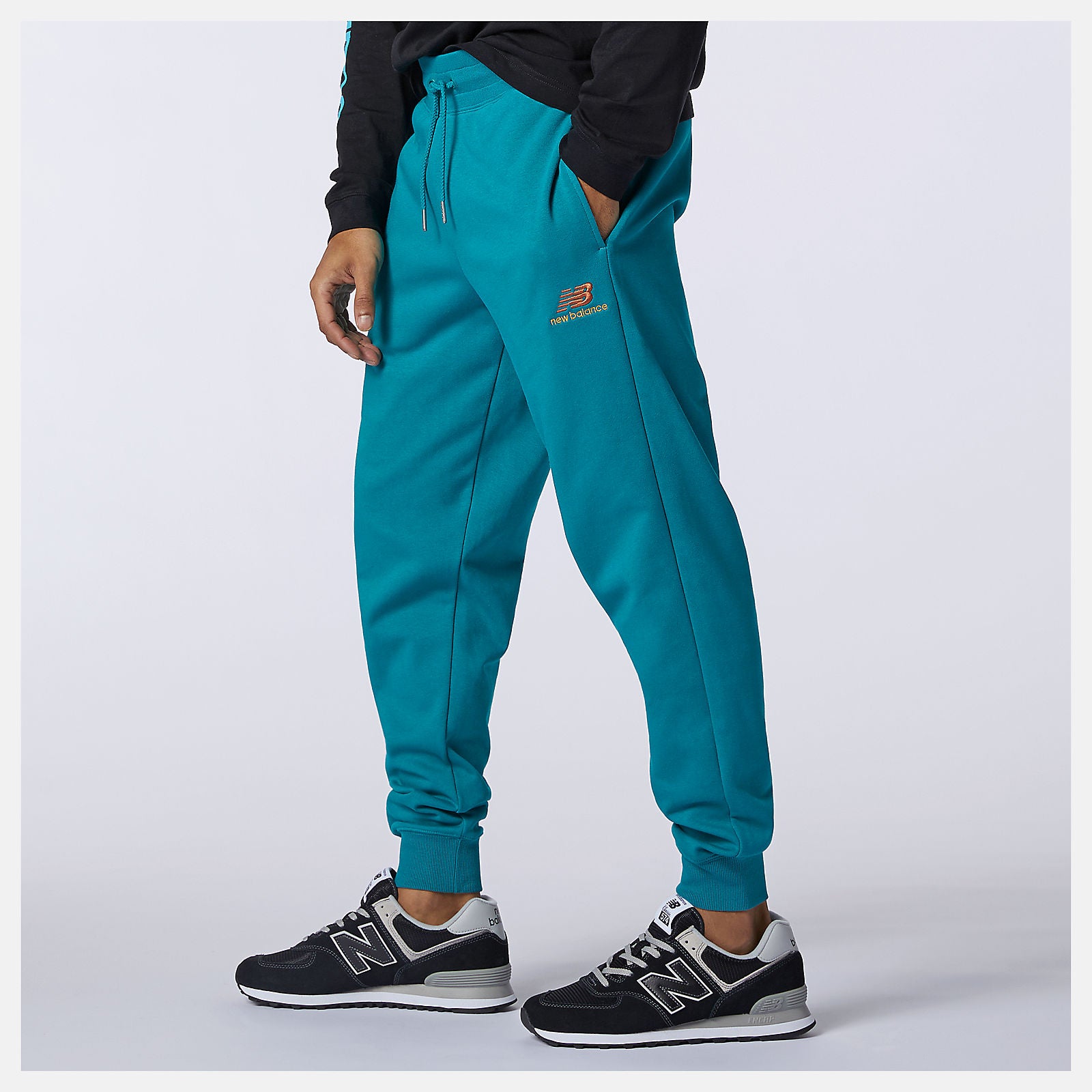 NB Essentials Embroidered Pant / New Balance Women|Men