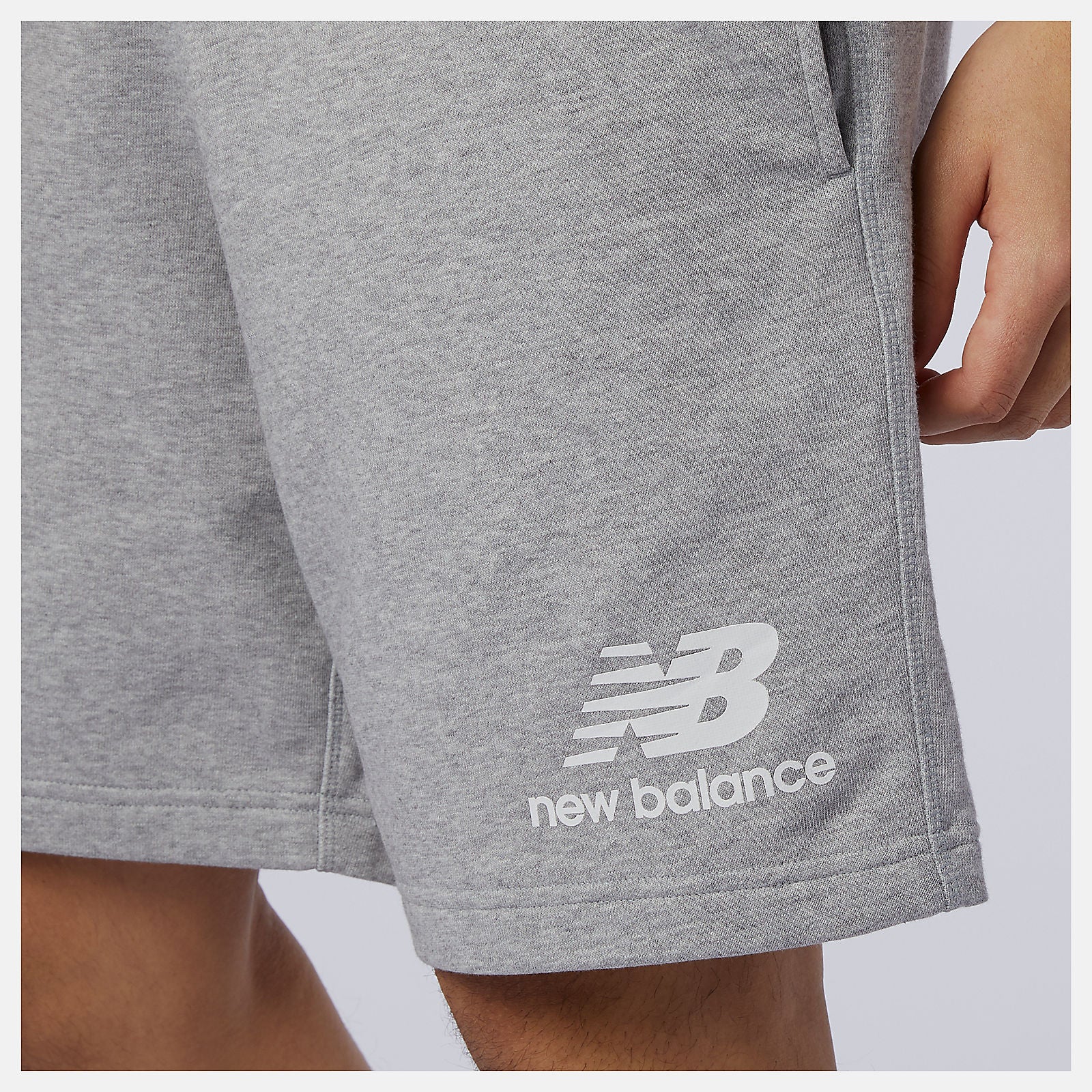 NB Essentials Stacked Logo Short / New Balance Women|Men