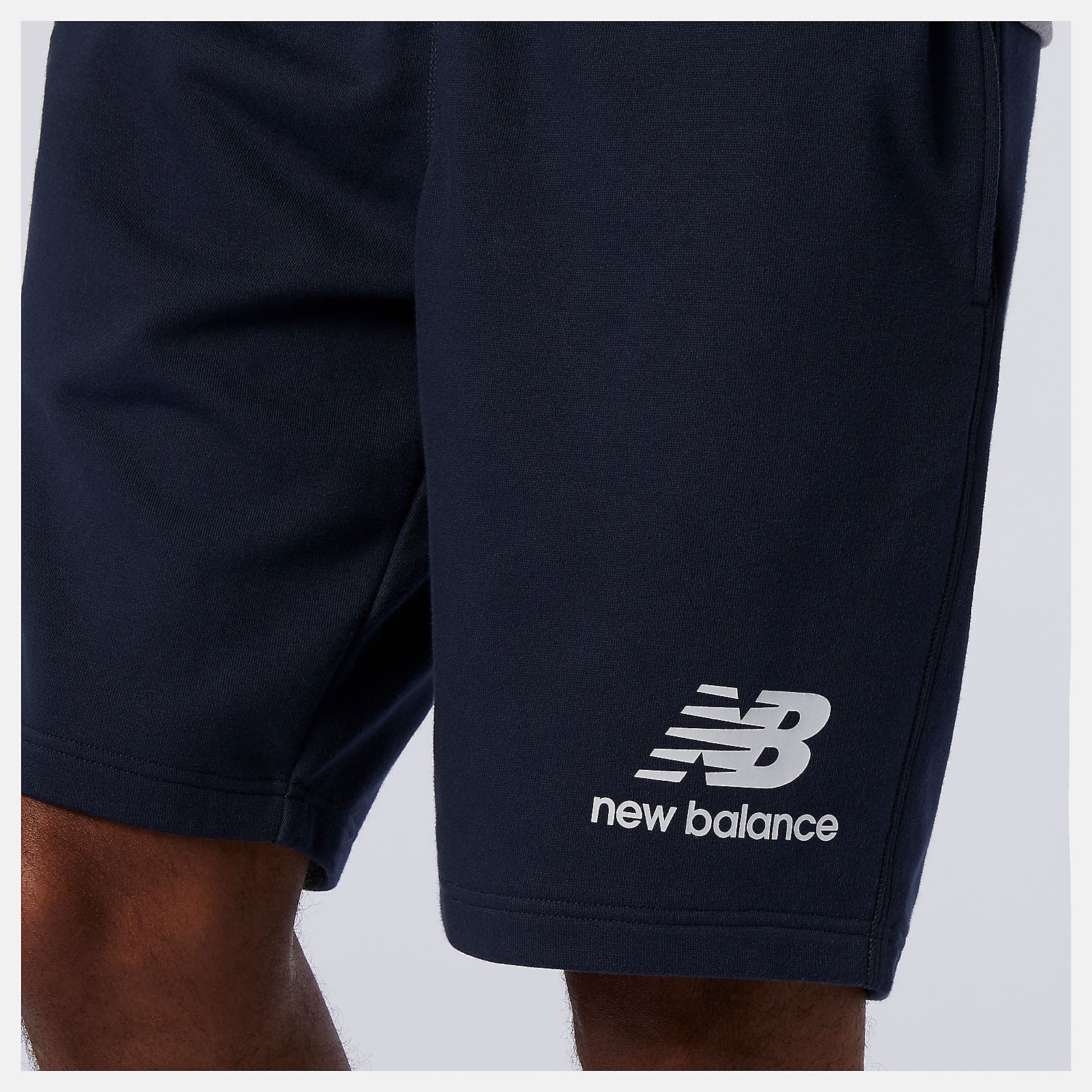 NB Essentials Stacked Logo Short / New Balance Women|Men