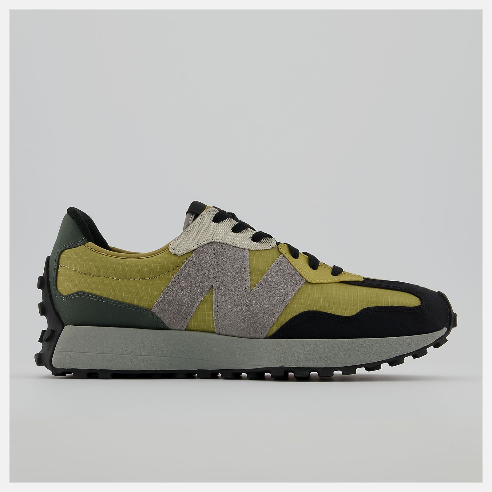 327 / New Balance Men