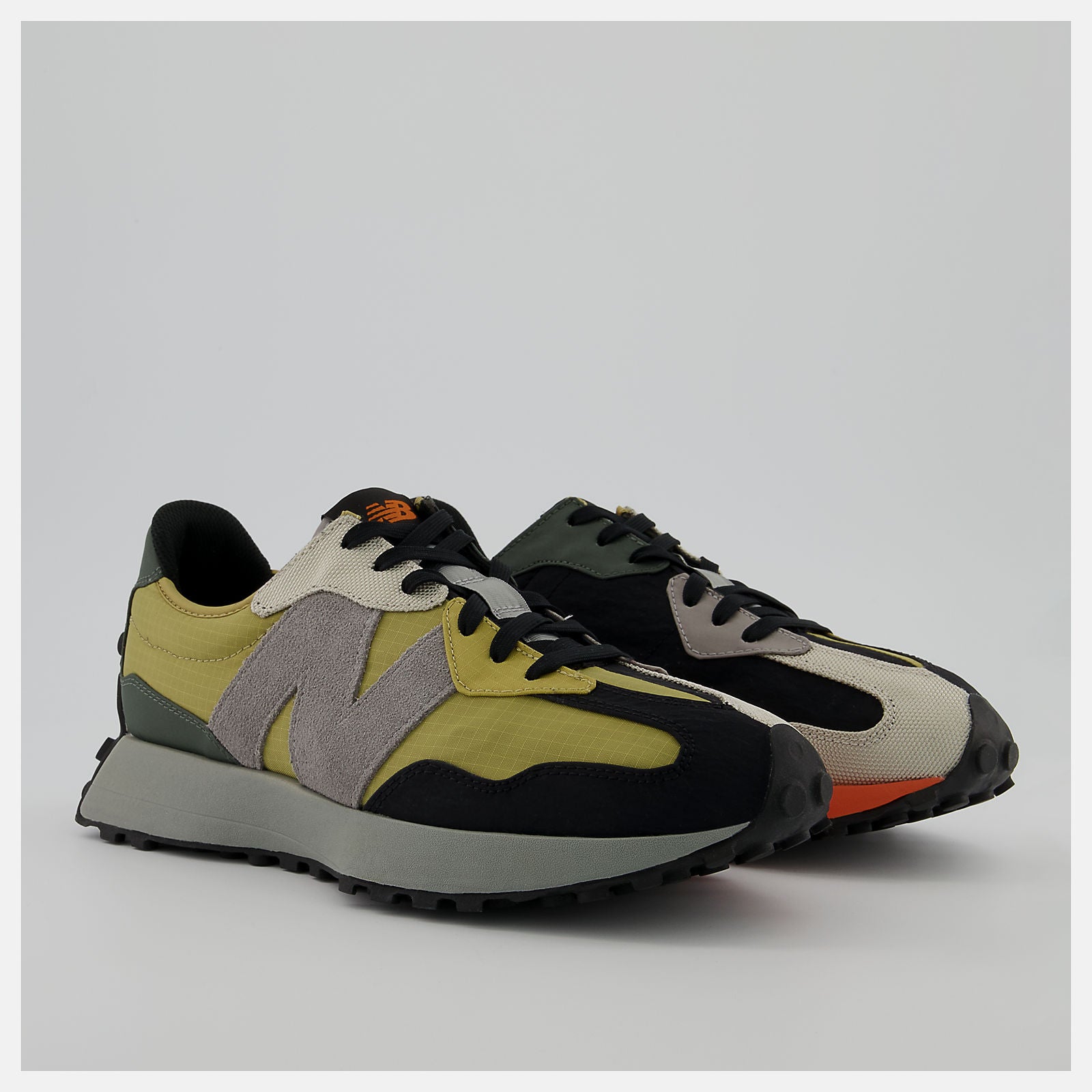 327 / New Balance Men