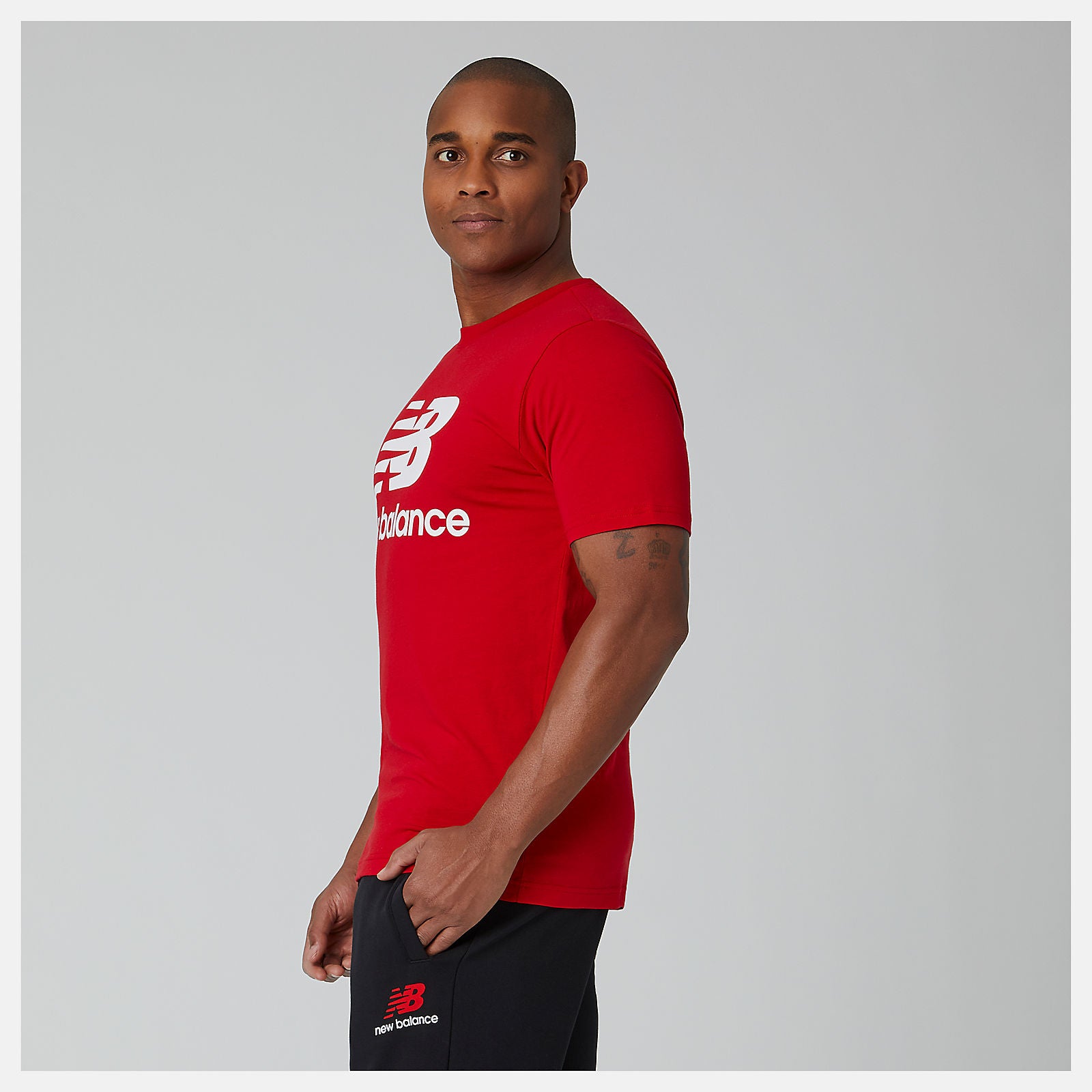 Essentials Stacked Logo Tee / New Balance Men