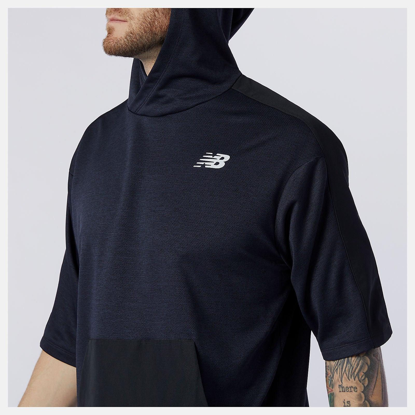 Tenacity Lightweight Knit Short Sleeve Hoodie / New Balance Men
