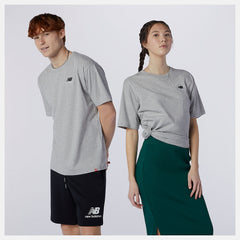 NB Essentials Embroidered Tee / New Balance Women|Men