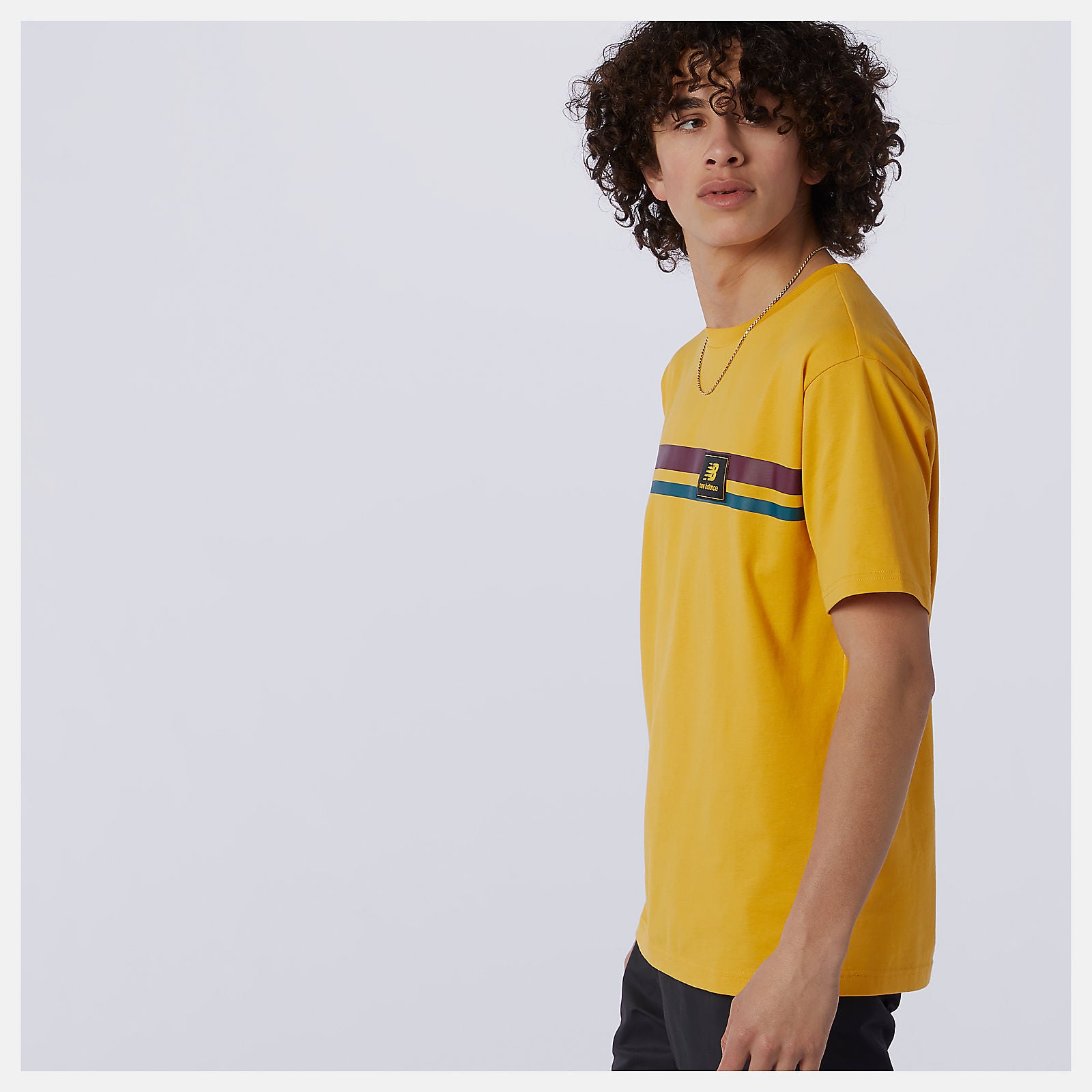 NB Athletics Higher Learning Badge Tee / New Balance Men