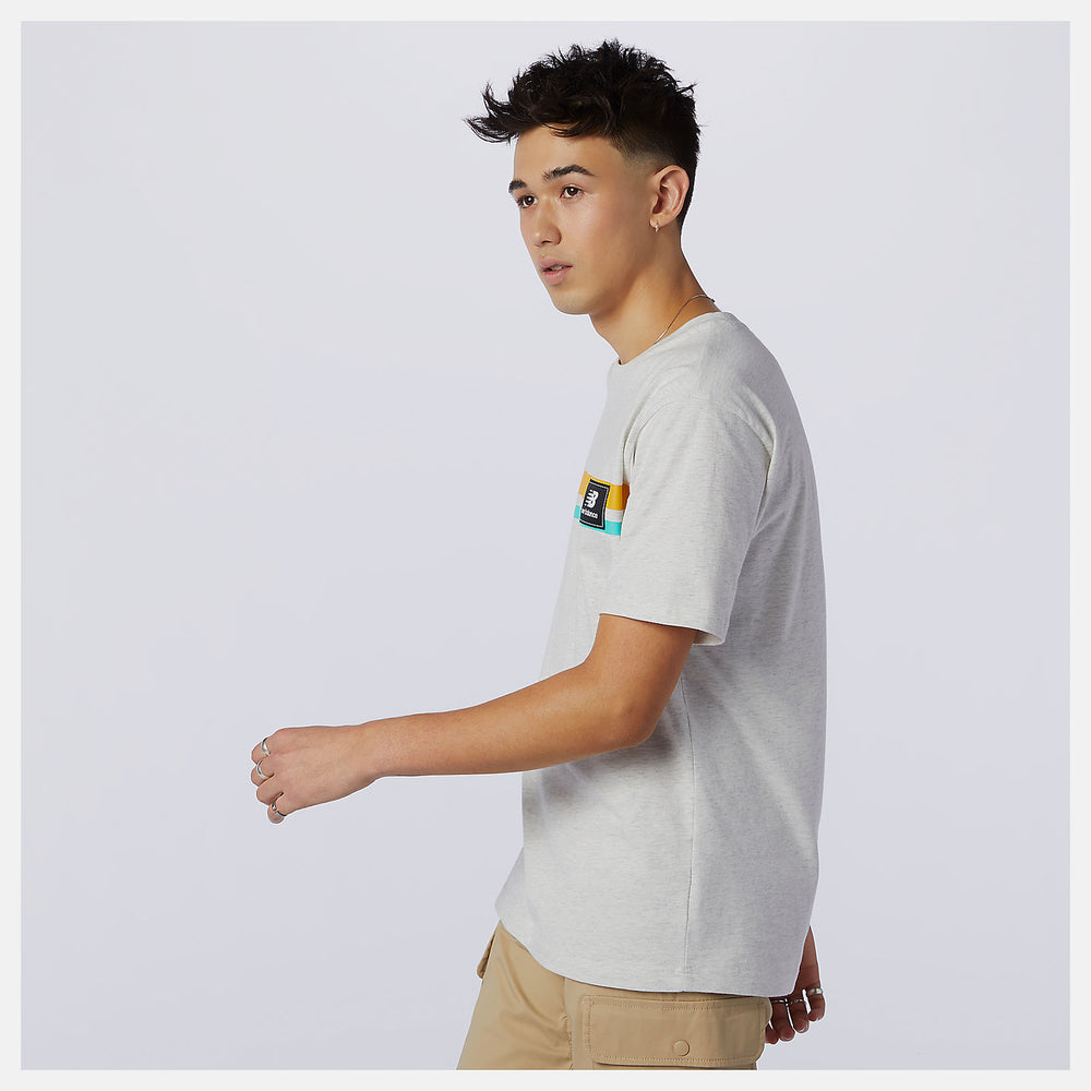NB Athletics Higher Learning Badge Tee / New Balance Men