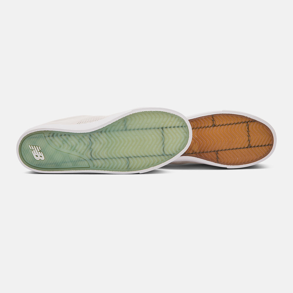 New Balance Numeric NM22 / New Balance Men