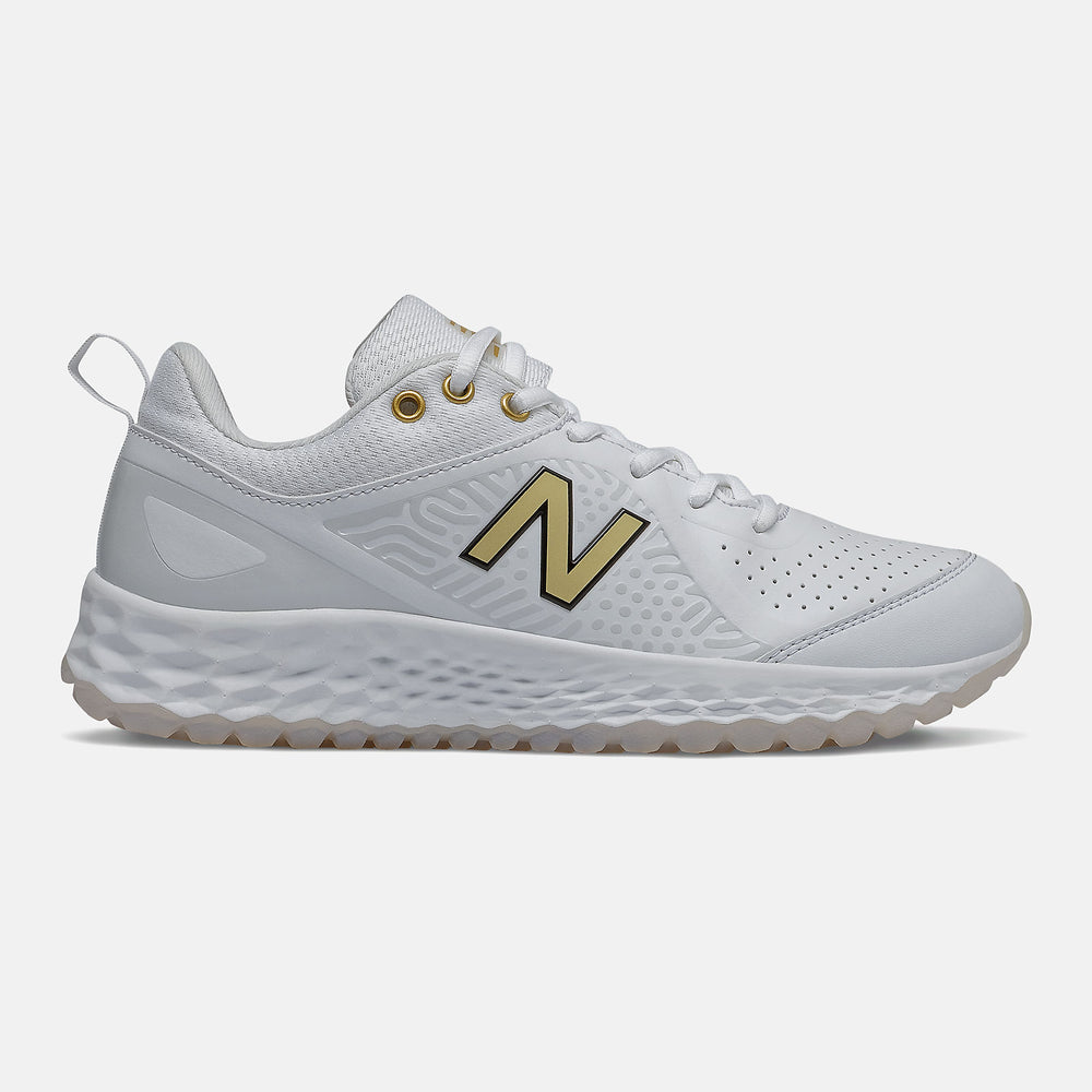 Fresh Foam Velo v2 Turf / New Balance Women