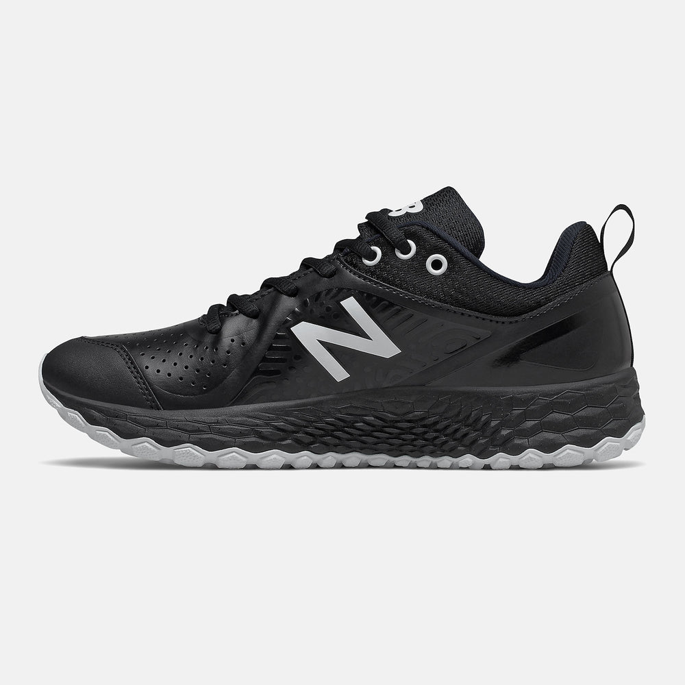 Fresh Foam Velo v2 Turf / New Balance Women