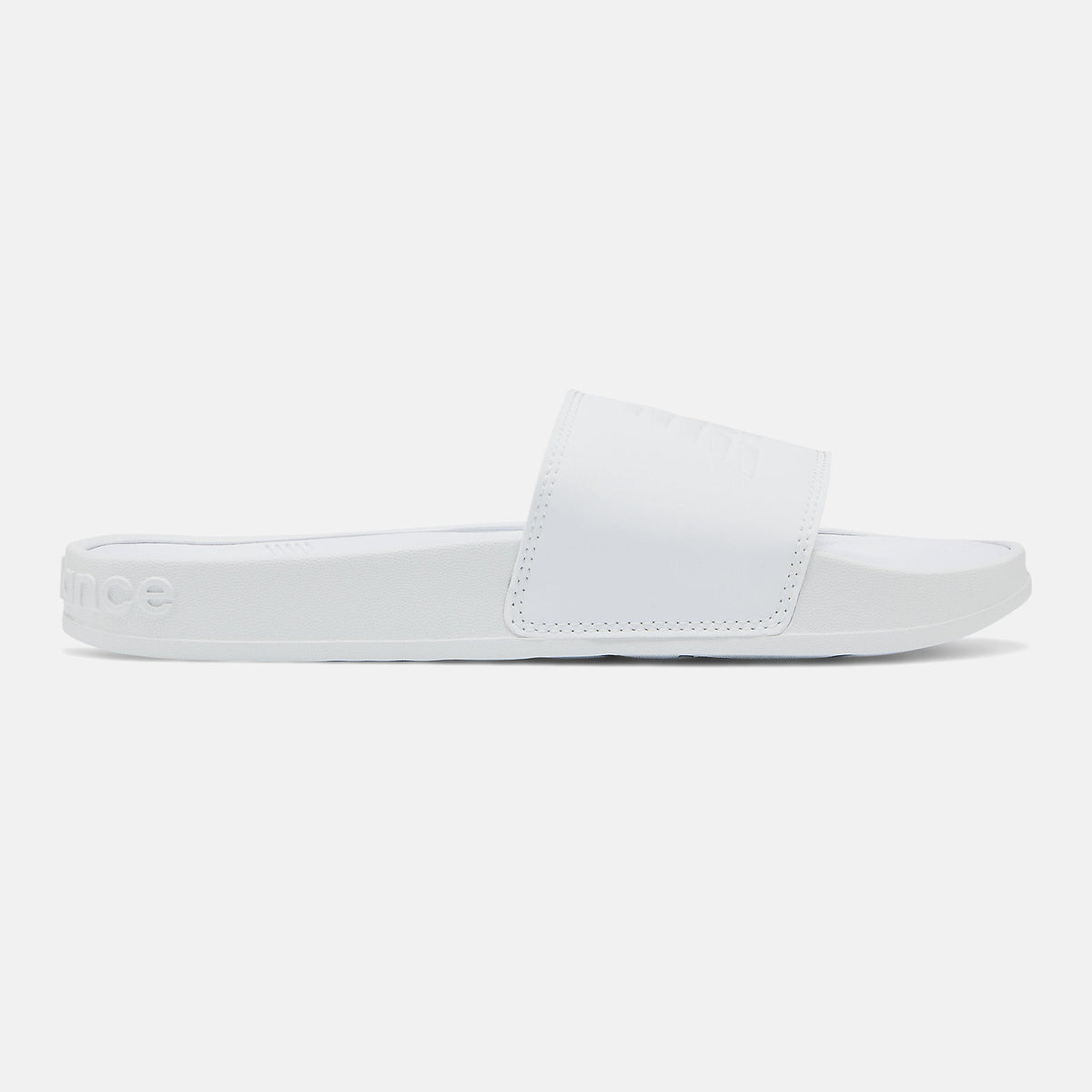 200 / New Balance Women