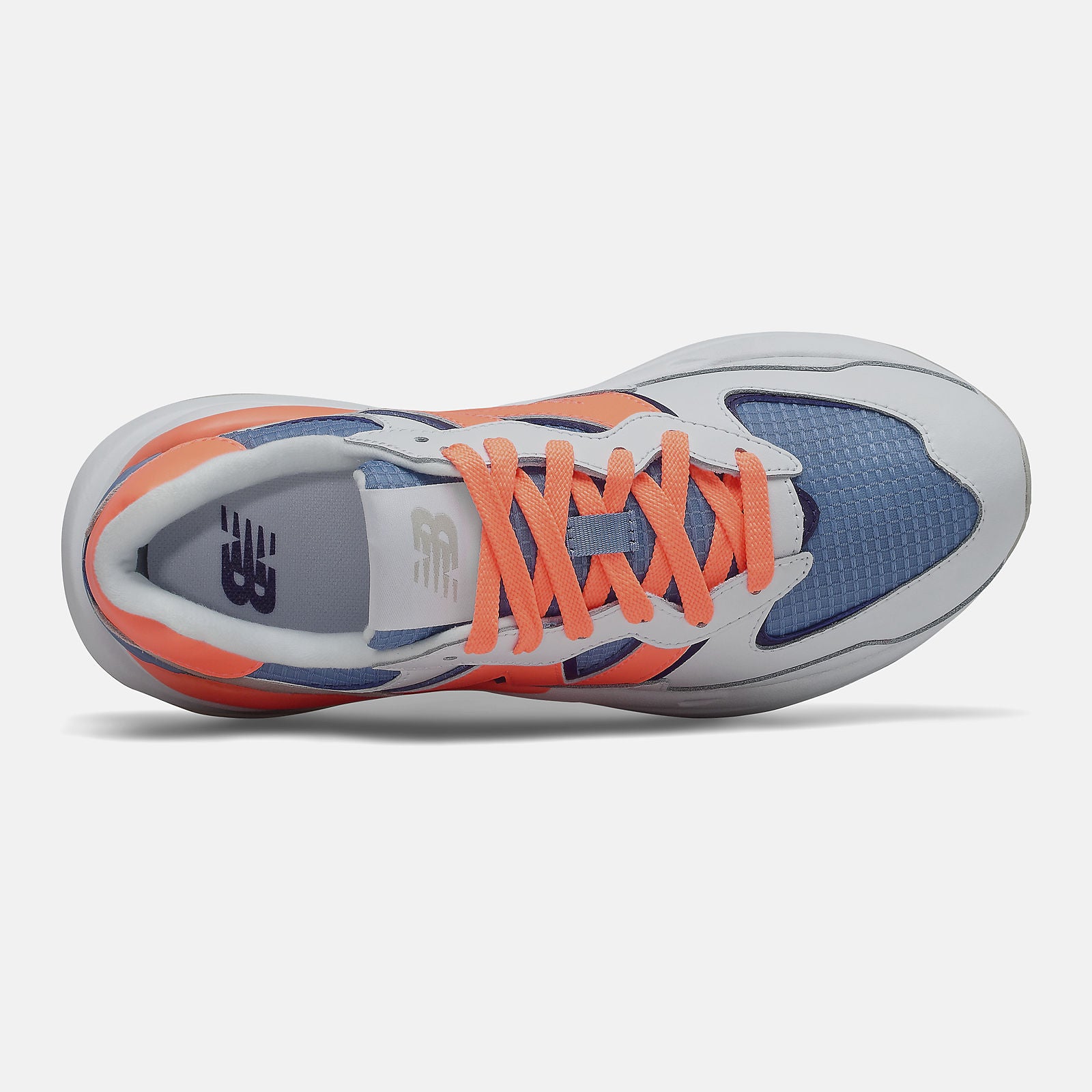 57/40 / New Balance Women
