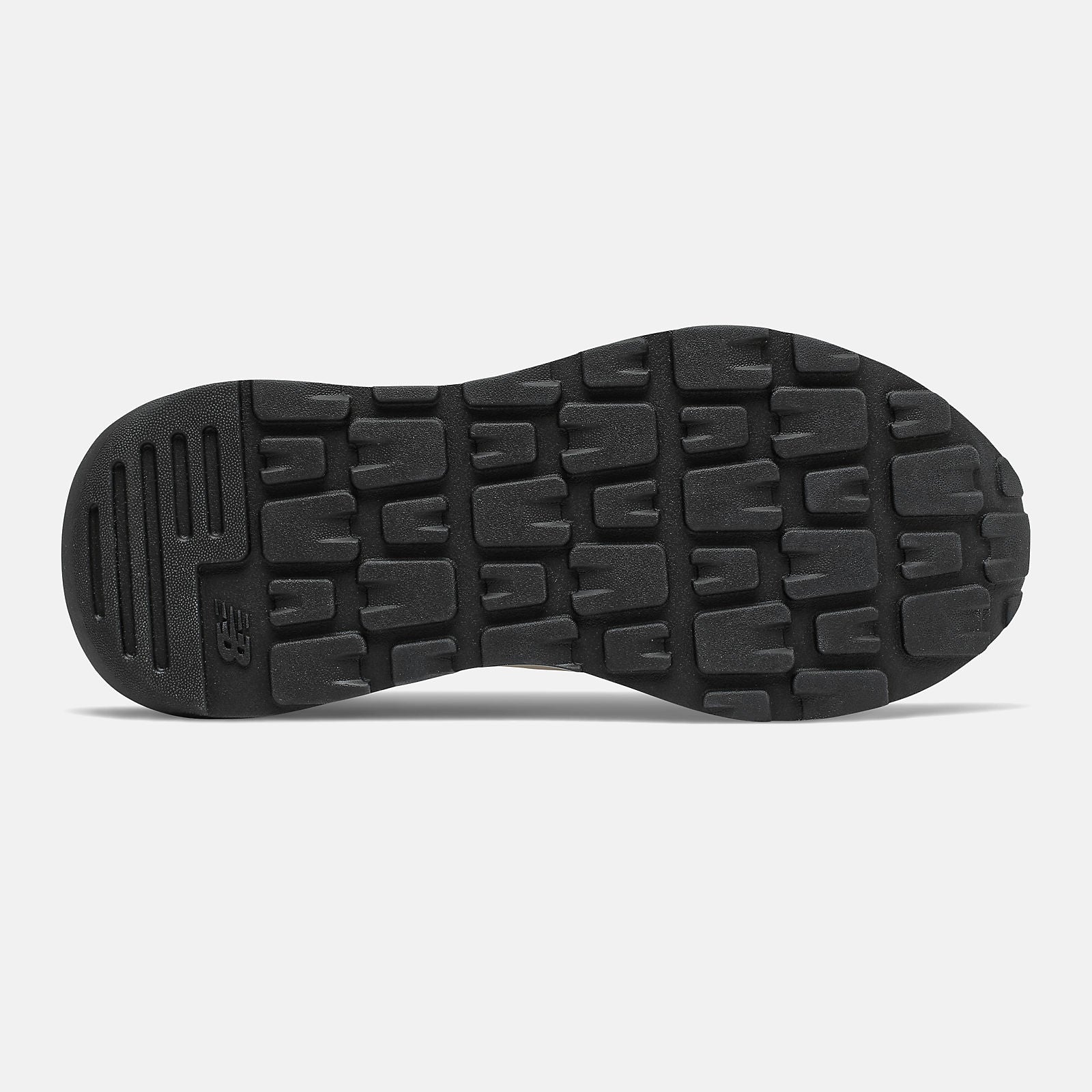 57/40 / New Balance Women