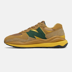57/40 / New Balance Women