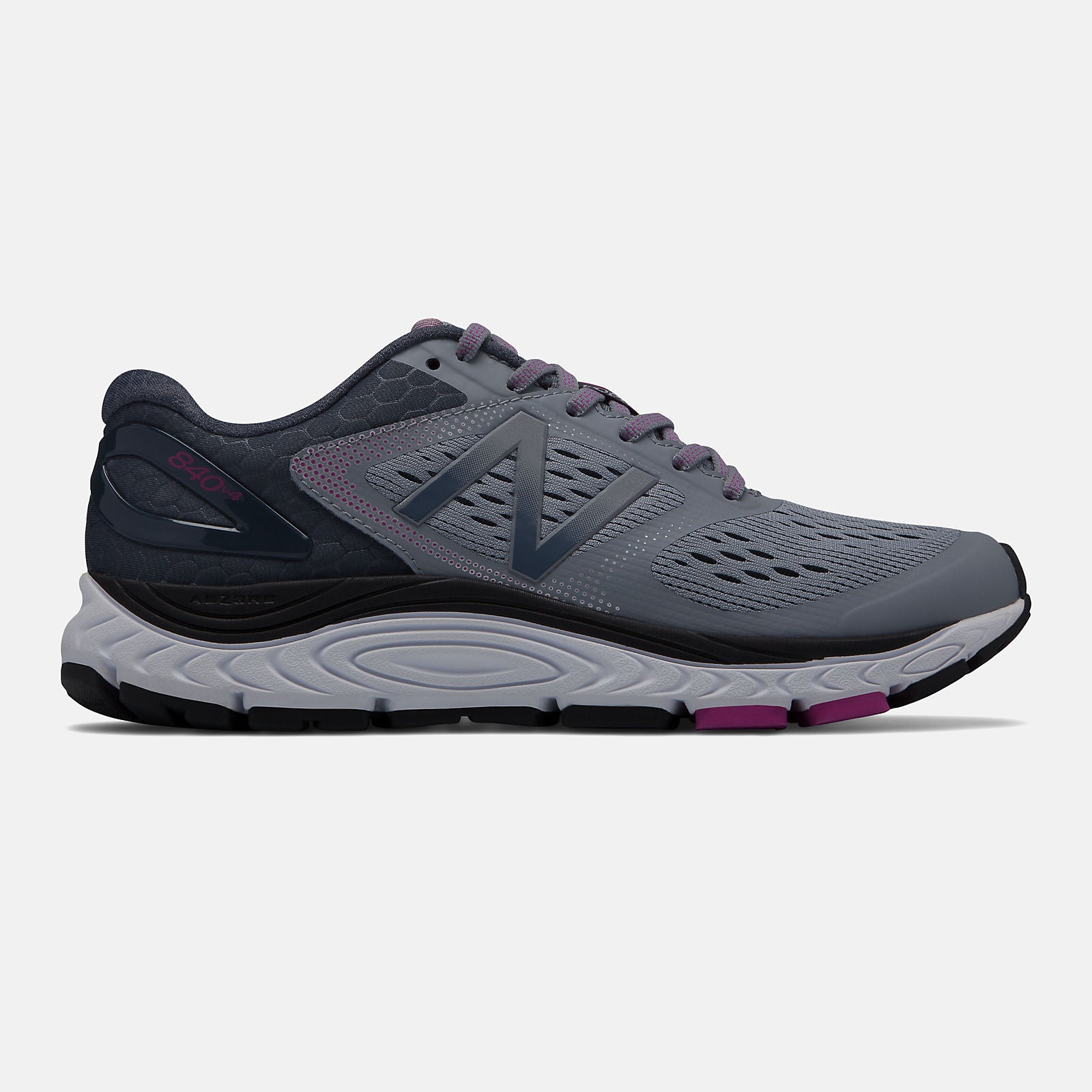 840v4 / New Balance Women