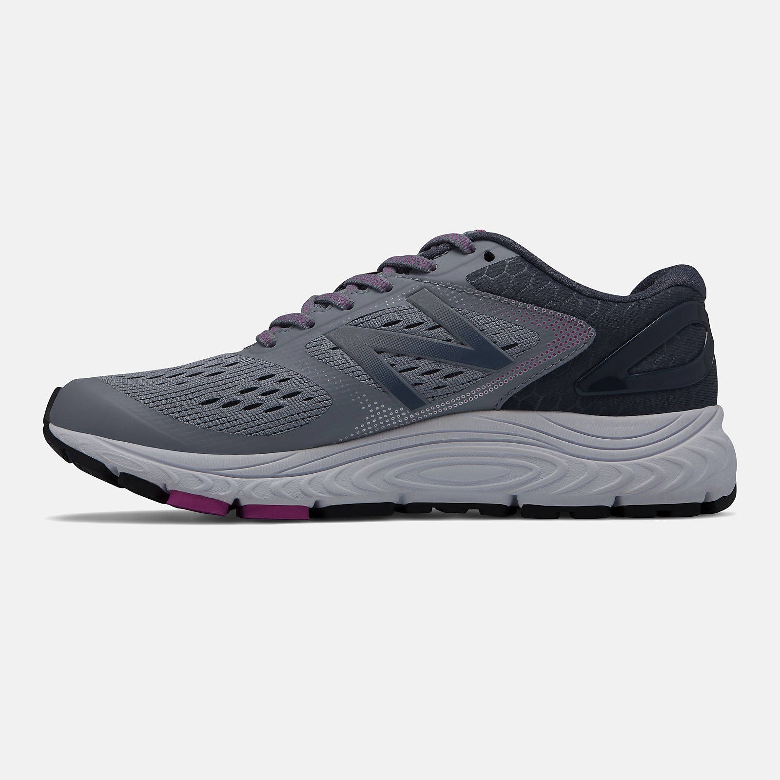 840v4 / New Balance Women
