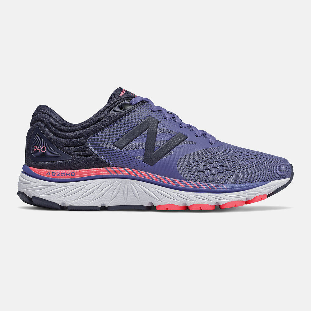 940v4 / New Balance Women