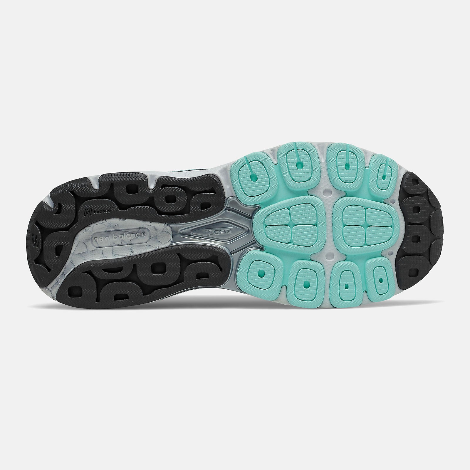 940v4 / New Balance Women